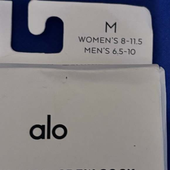 Alo Unisex Half-Crew Throwback Sock Whit & Pink Size Med - Picture 6 of 8